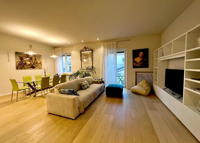 Parigino Apartment